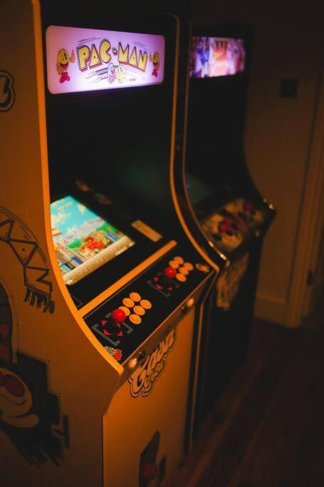 Games And Movies Lounge 7 Bed City Centre Apartment Newcastle Upon Tyne Kültér fotó