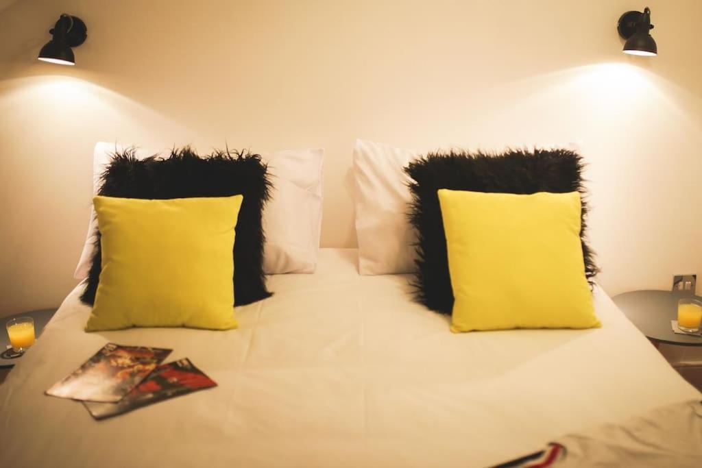 Games And Movies Lounge 7 Bed City Centre Apartment Newcastle Upon Tyne Kültér fotó