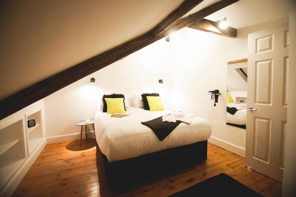 Games And Movies Lounge 7 Bed City Centre Apartment Newcastle Upon Tyne Kültér fotó