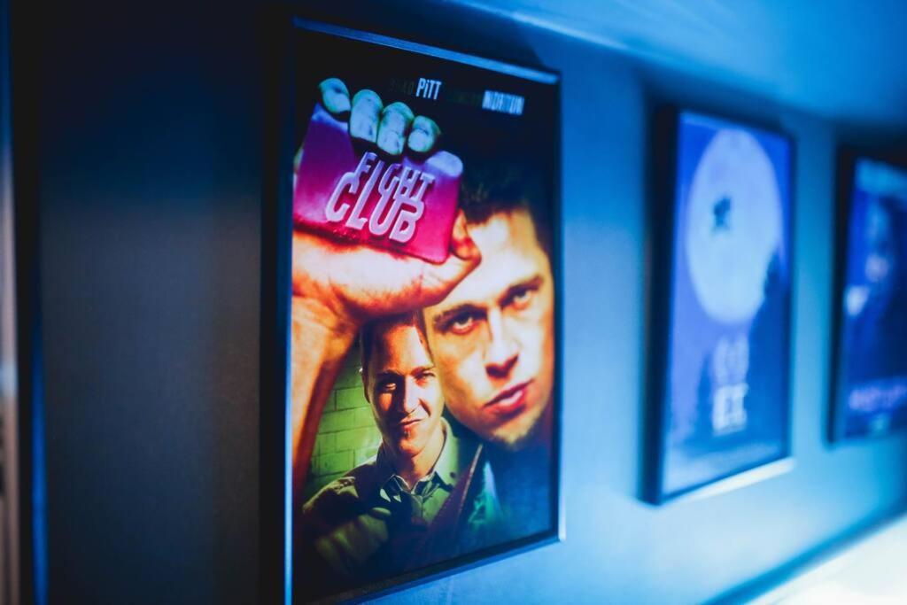 Games And Movies Lounge 7 Bed City Centre Apartment Newcastle Upon Tyne Kültér fotó
