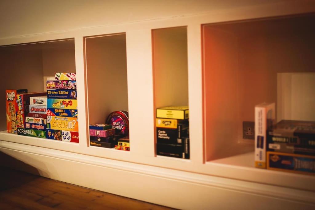 Games And Movies Lounge 7 Bed City Centre Apartment Newcastle Upon Tyne Kültér fotó